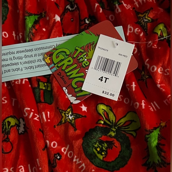 NWT Toddler Girls Grinch Long Sleeve Round Neck Nightgown  red 4T Christmas - Picture 5 of 5